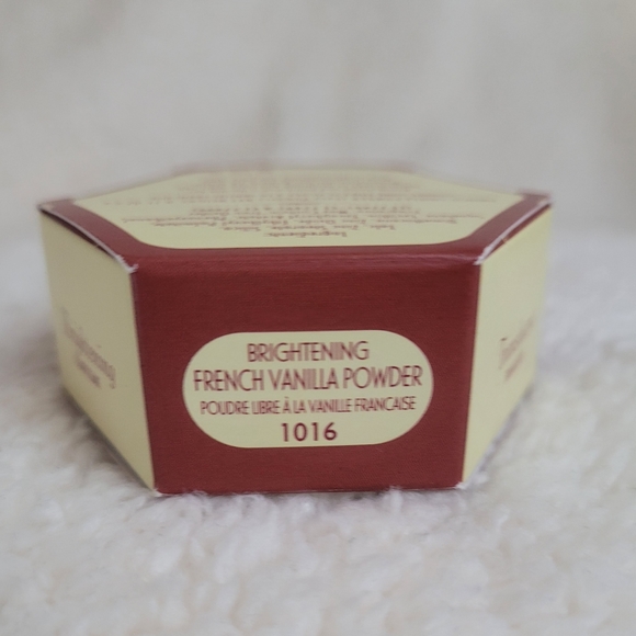 🆕️BNIB Besame French Vanilla Face Powder - Picture 3 of 6